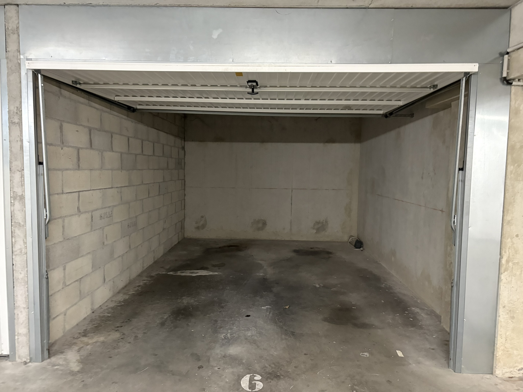 Image_, Garage, Vence, ref :1884