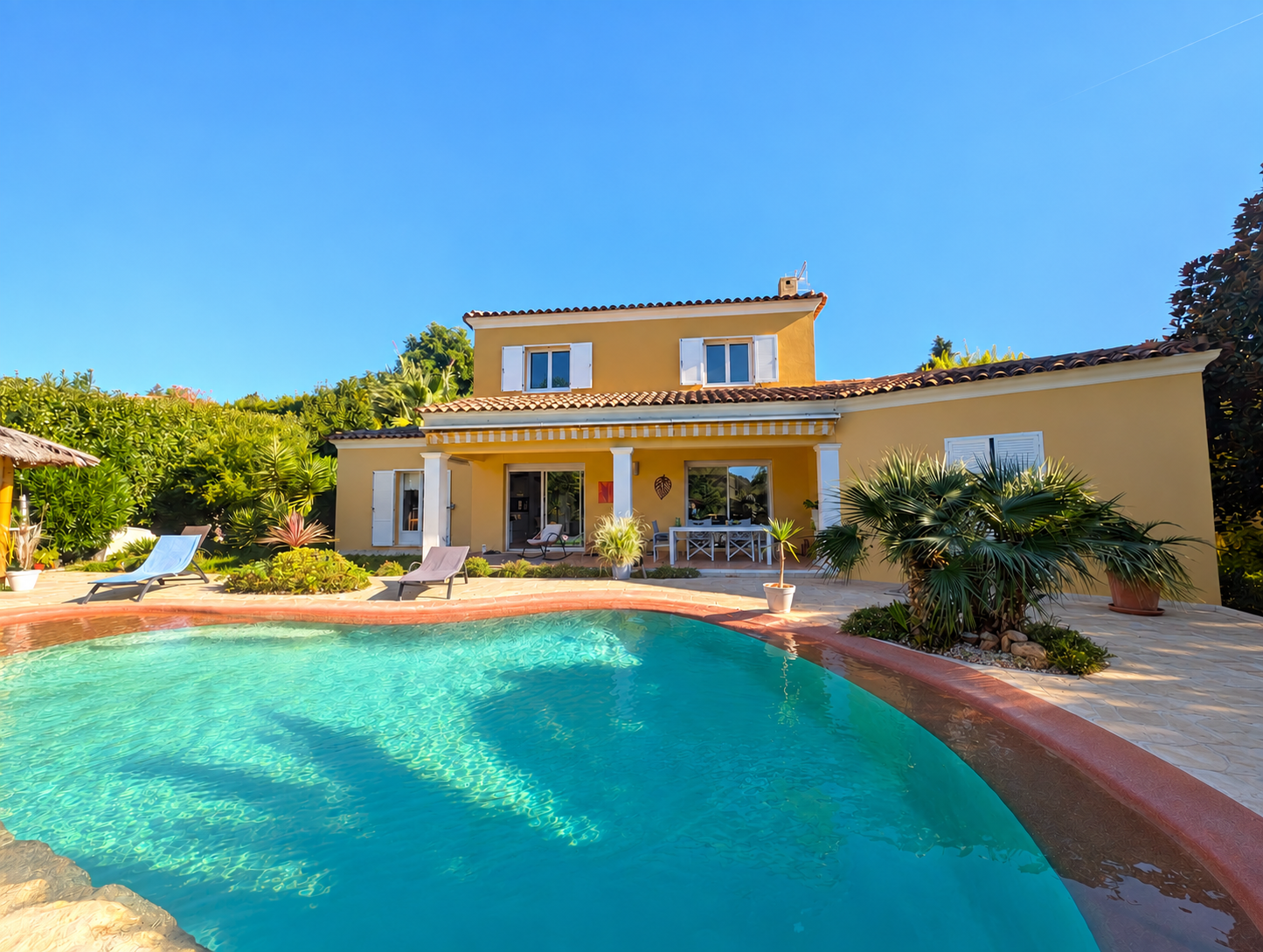 Maison 6 pièces 147 m² · à Saint-Paul-de-Vence · 147 m² · 845 000 €
