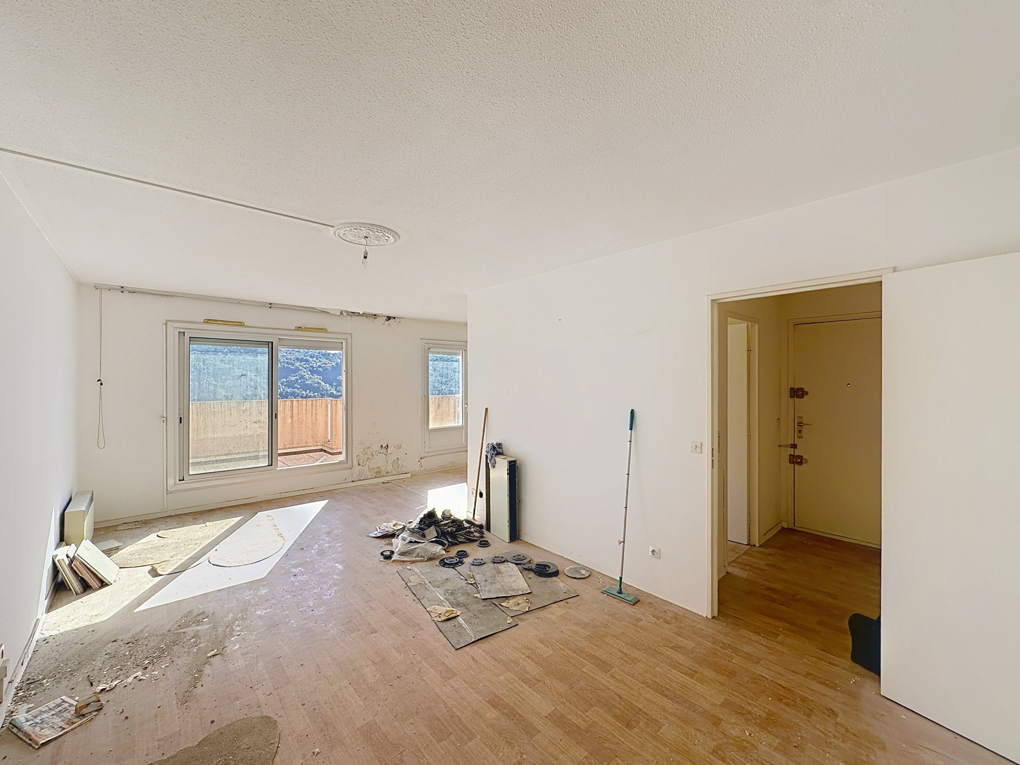 Image_, Appartement, Carros, ref :2029